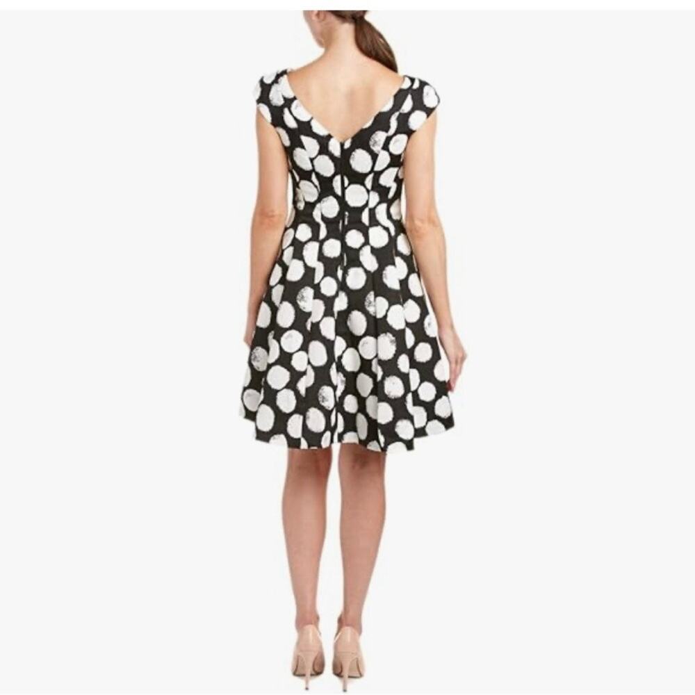 NWT Julia Jordan Black/White Polka Dot Fit & Flare Dress Double V-Neck Pockets 6 - Picture 4 of 16